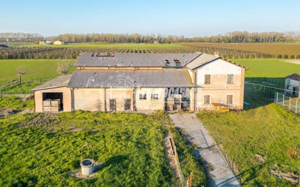 casa indipendente in vendita a Molinella