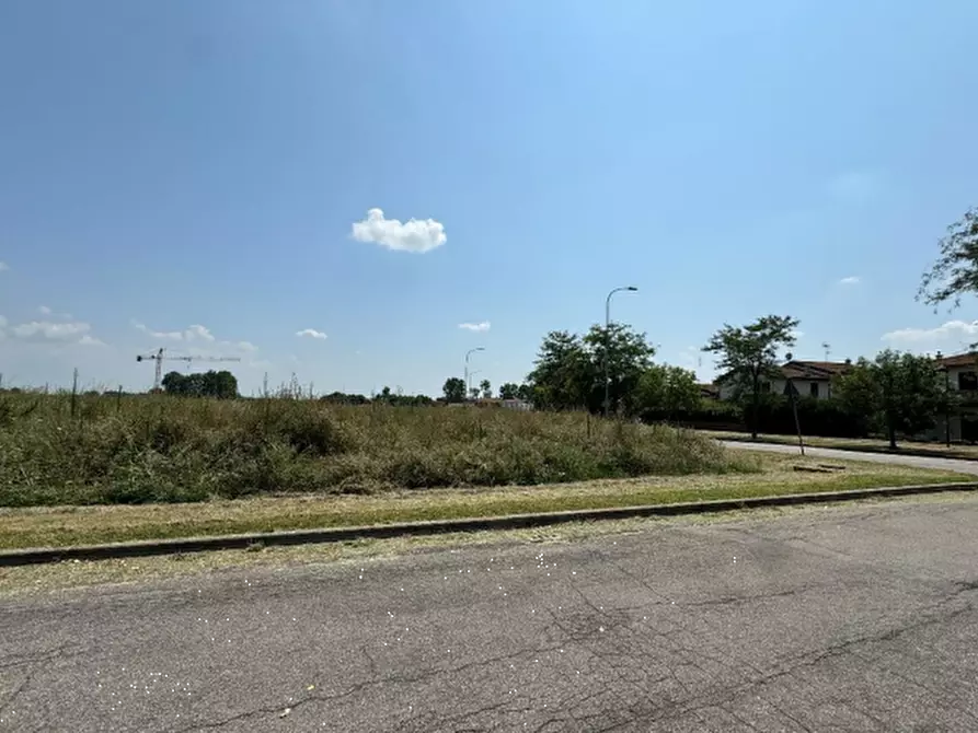 terreno edificabile in vendita a Molinella