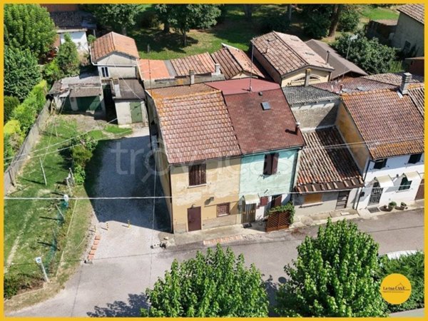 casa indipendente in vendita a Molinella in zona San Pietro Capofiume