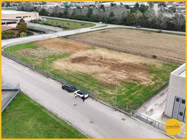 terreno edificabile in vendita a Molinella
