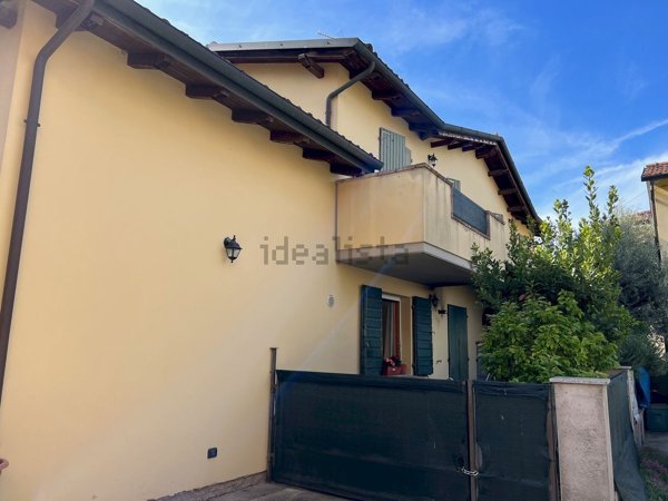 casa indipendente in vendita a Molinella in zona San Pietro Capofiume