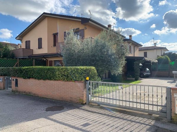 casa indipendente in vendita a Molinella