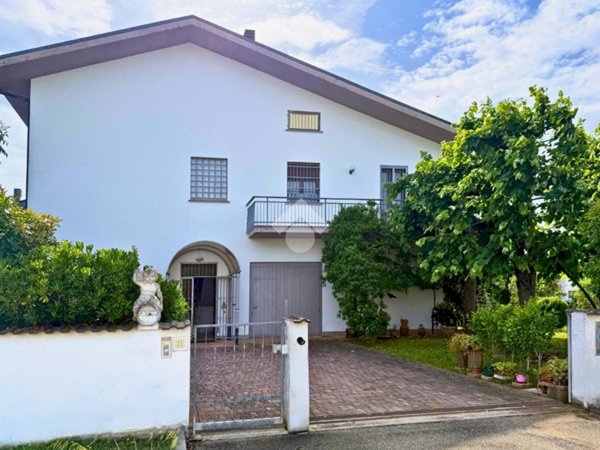 casa indipendente in vendita a Molinella