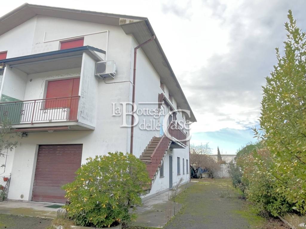 casa indipendente in vendita a Molinella