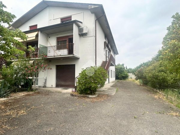 casa indipendente in vendita a Molinella