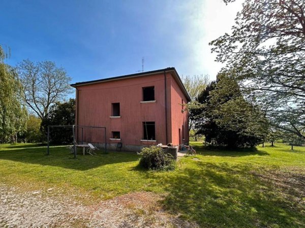 casa indipendente in vendita a Molinella in zona Selva Malvezzi