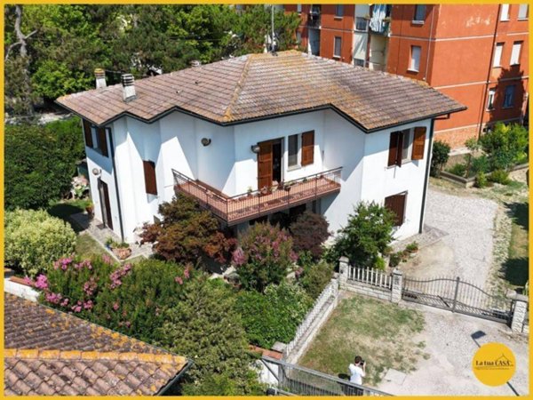 casa indipendente in vendita a Molinella in zona San Pietro Capofiume