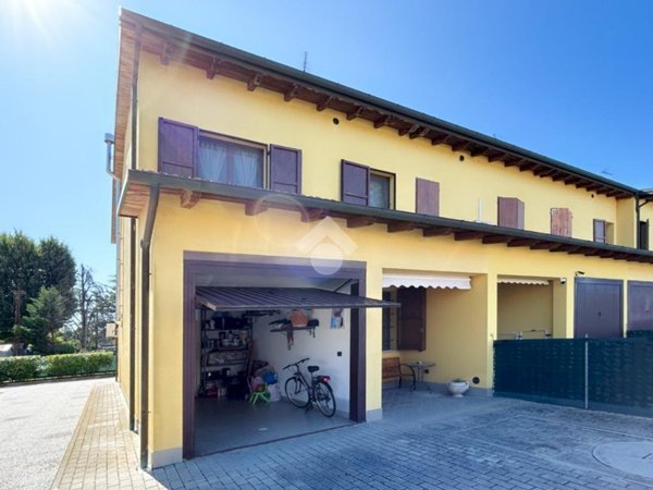 casa indipendente in vendita a Molinella in zona Marmorta