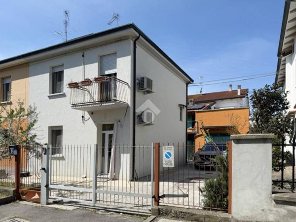 casa indipendente in vendita a Molinella