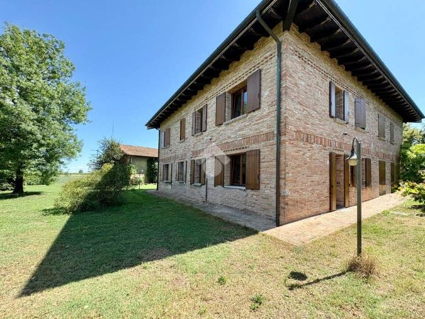 casa indipendente in vendita a Molinella in zona Selva Malvezzi
