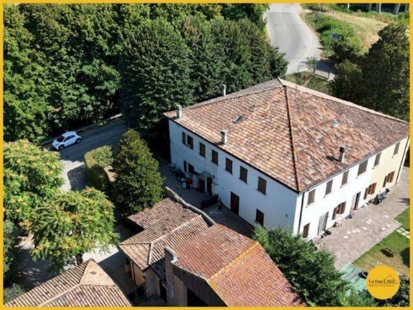 casa indipendente in vendita a Molinella in zona San Pietro Capofiume