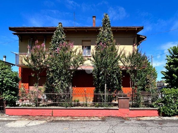 casa indipendente in vendita a Molinella in zona San Pietro Capofiume