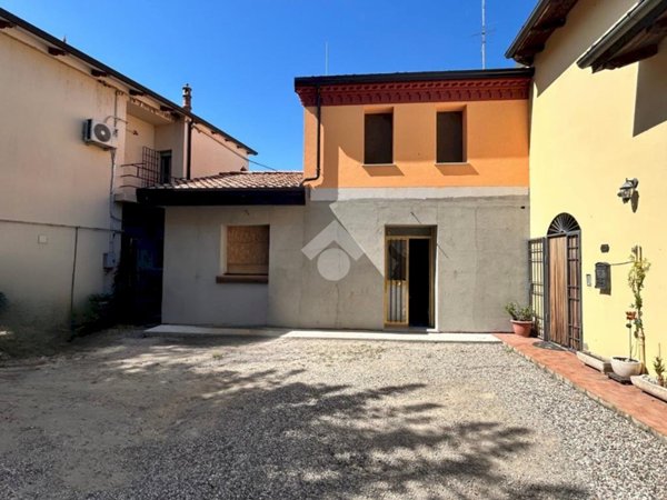 appartamento in vendita a Molinella in zona San Pietro Capofiume