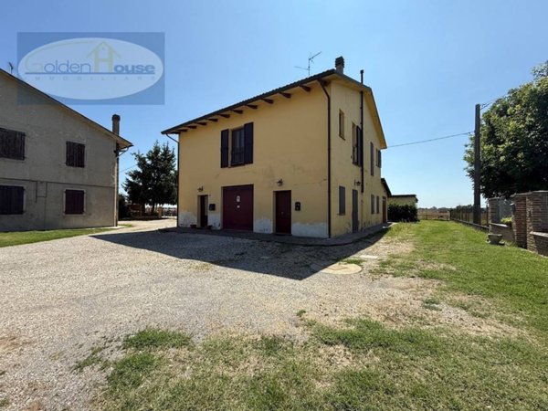 appartamento in vendita a Molinella in zona San Martino in Argine