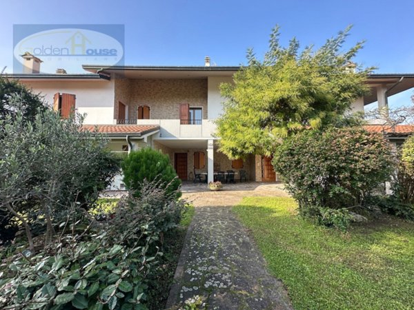 casa indipendente in vendita a Molinella in zona San Pietro Capofiume