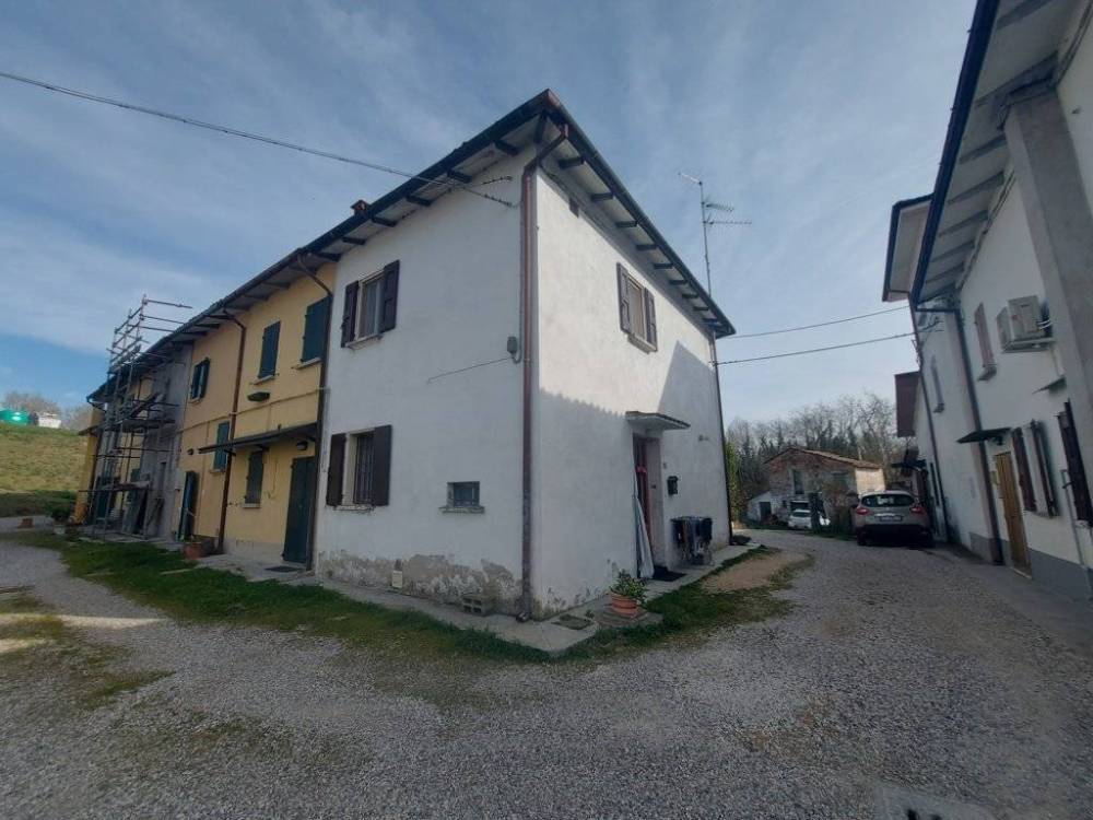 casa indipendente in vendita a Molinella in zona San Pietro Capofiume