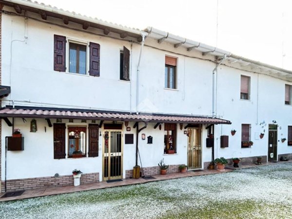 casa indipendente in vendita a Molinella in zona San Pietro Capofiume