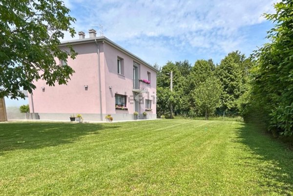 casa indipendente in vendita a Molinella