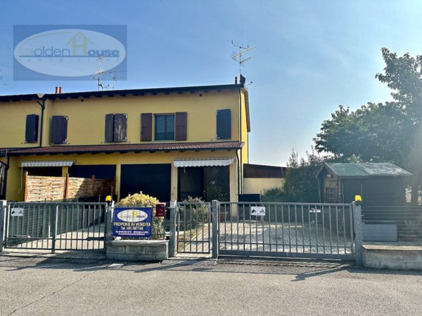 casa indipendente in vendita a Molinella in zona Marmorta