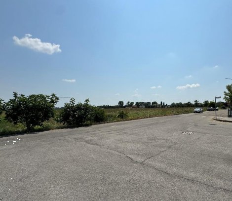 terreno edificabile in vendita a Molinella