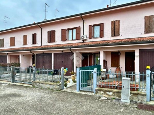 casa indipendente in vendita a Molinella in zona San Martino in Argine