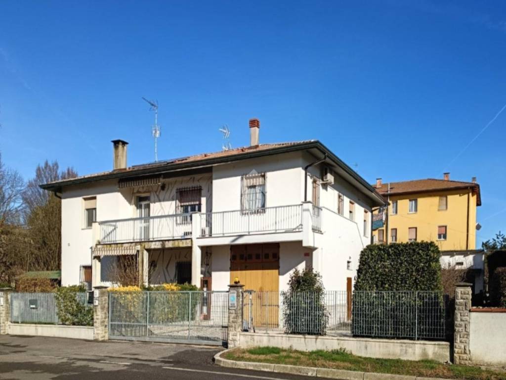 casa indipendente in vendita a Molinella