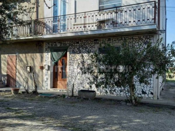 casa indipendente in vendita a Molinella