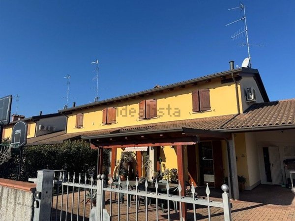 casa indipendente in vendita a Molinella