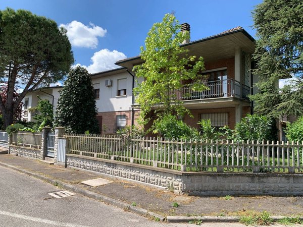 casa indipendente in vendita a Molinella