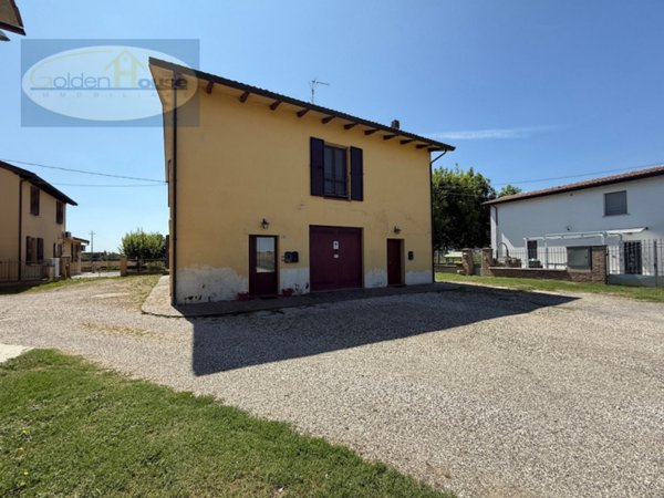 appartamento in vendita a Molinella in zona San Martino in Argine