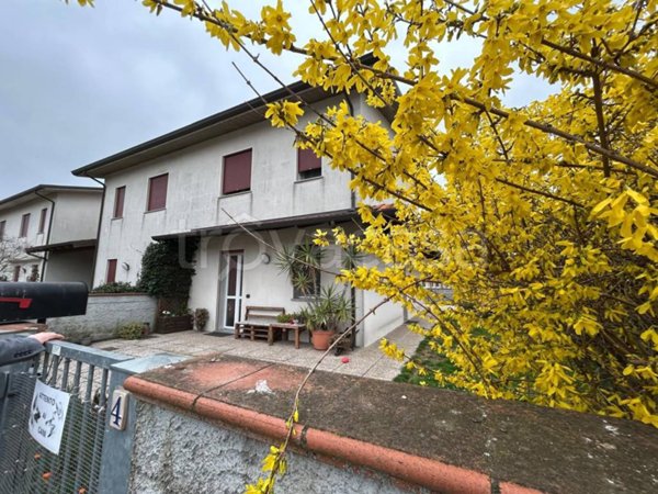 casa indipendente in vendita a Molinella