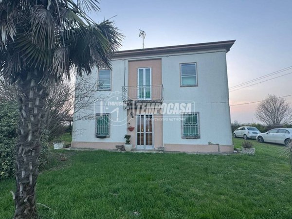 casa indipendente in vendita a Molinella