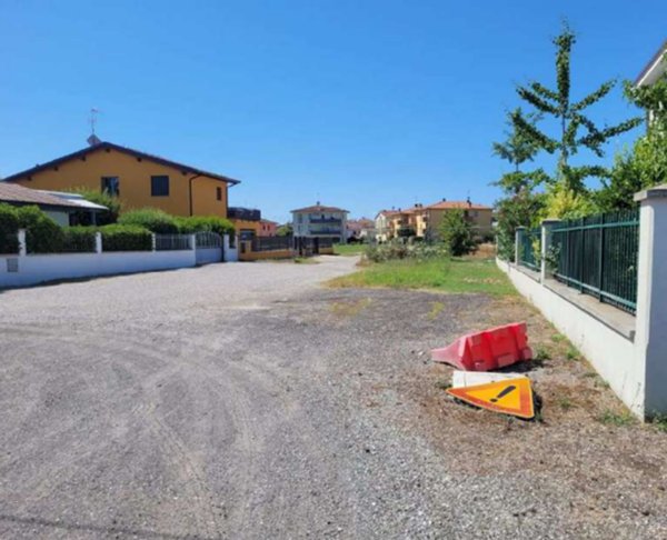 terreno edificabile in vendita a Molinella