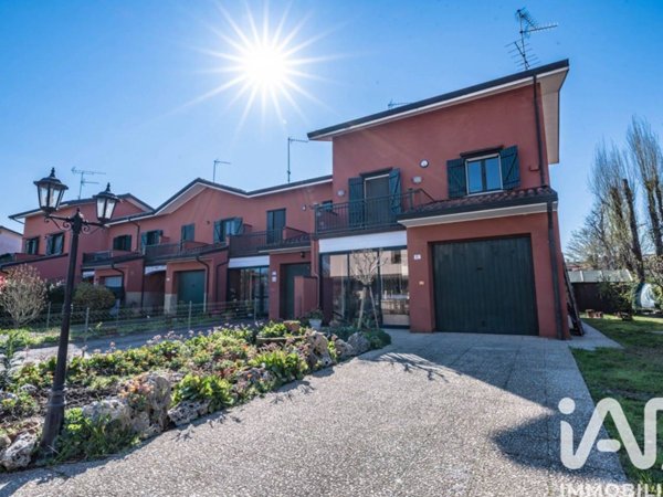 casa indipendente in vendita a Molinella