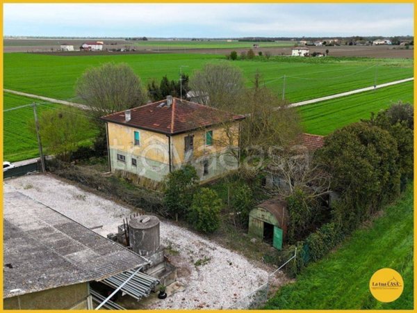 casa indipendente in vendita a Molinella in zona Marmorta