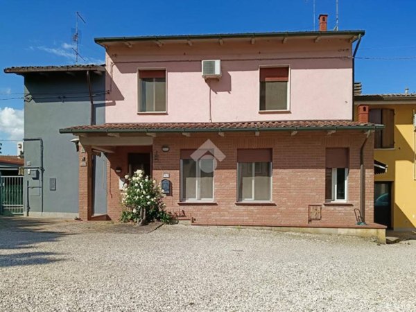 appartamento in vendita a Molinella in zona San Pietro Capofiume
