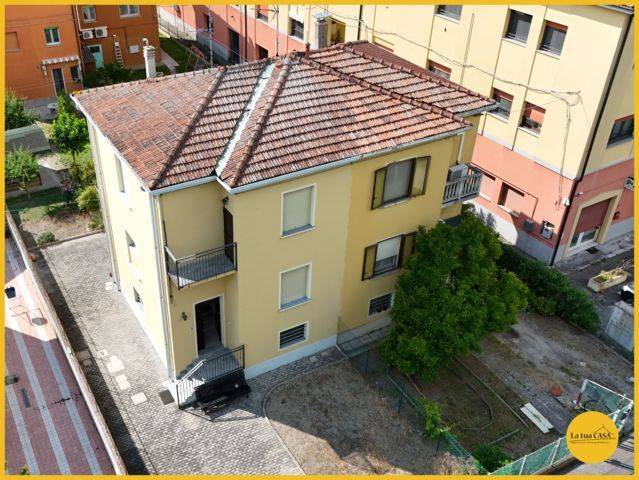 casa indipendente in vendita a Molinella
