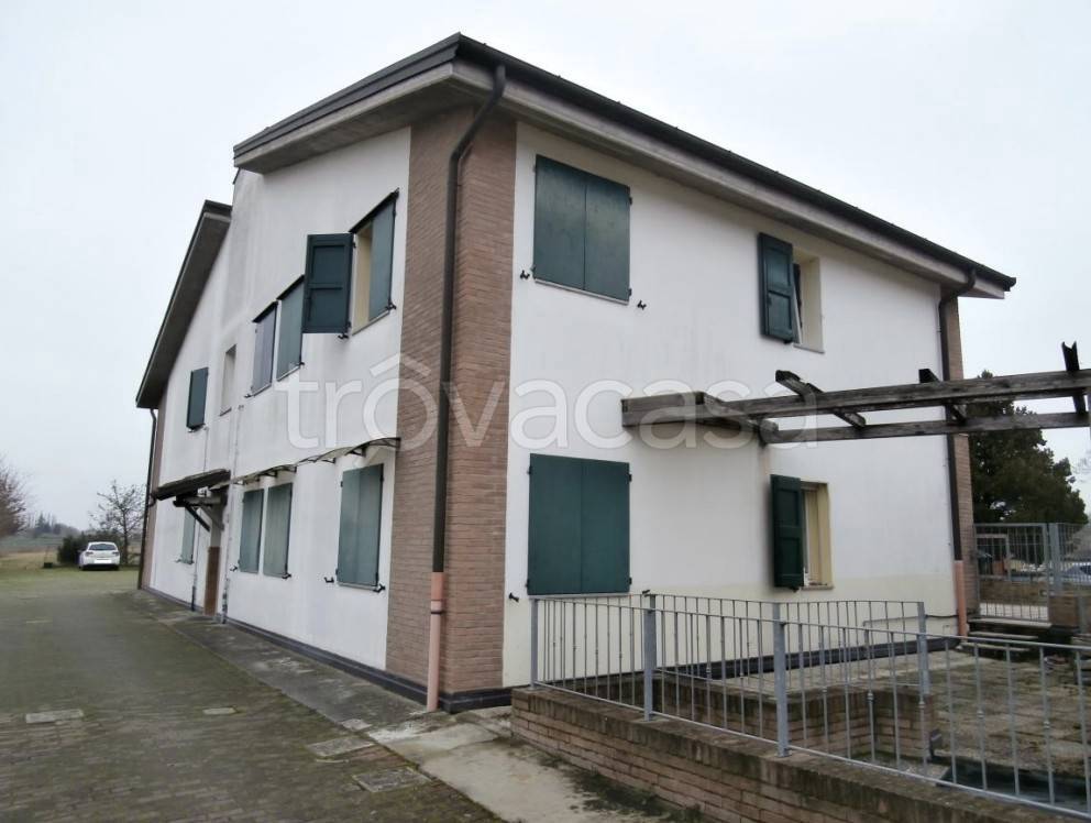 appartamento in vendita a Molinella in zona San Pietro Capofiume