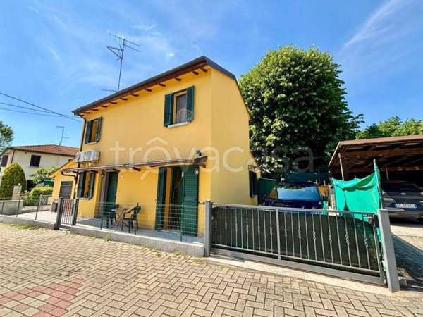 casa indipendente in vendita a Molinella in zona San Pietro Capofiume