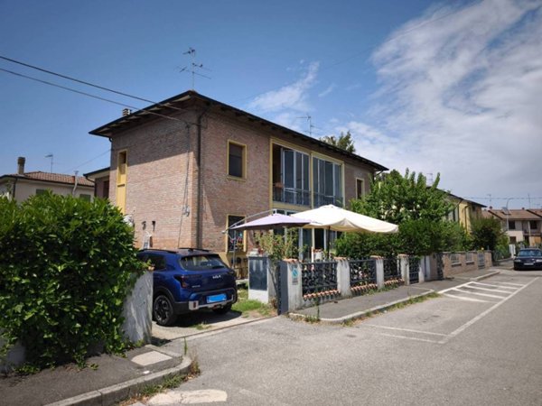 casa indipendente in vendita a Molinella in zona San Martino in Argine