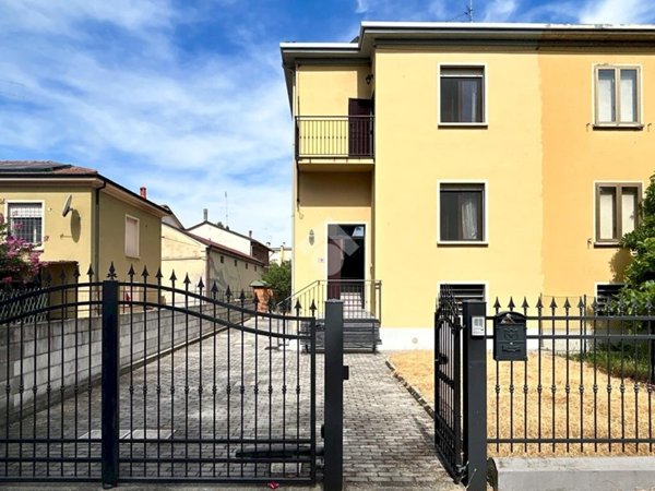 casa indipendente in vendita a Molinella