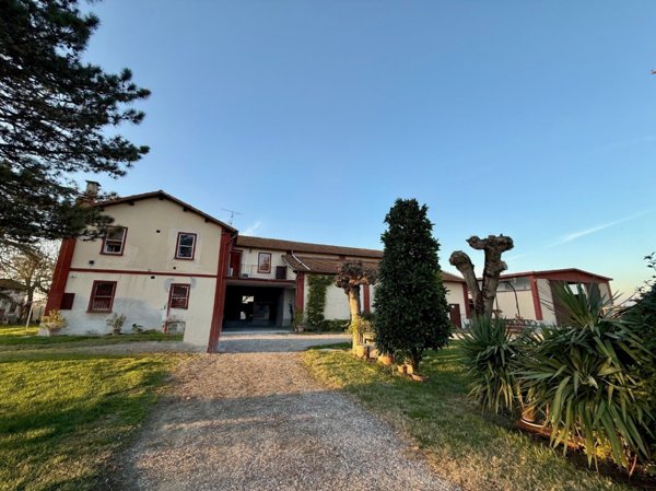 casa indipendente in vendita a Molinella