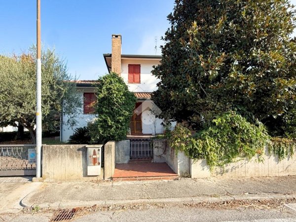 casa indipendente in vendita a Molinella