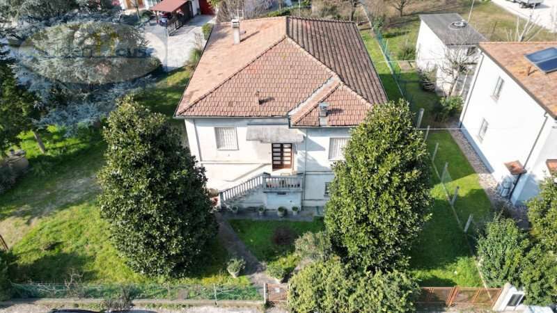 casa indipendente in vendita a Molinella