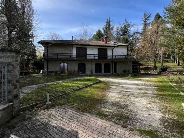 casa indipendente in vendita a Monghidoro in zona Piamaggio