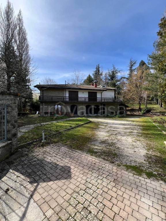 casa indipendente in vendita a Monghidoro in zona Piamaggio