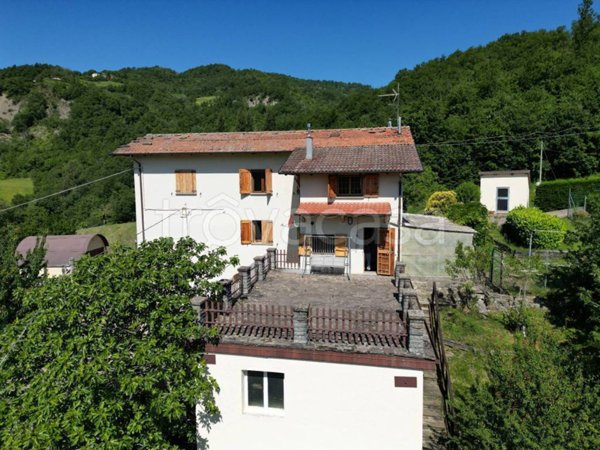 casa indipendente in vendita a Monghidoro