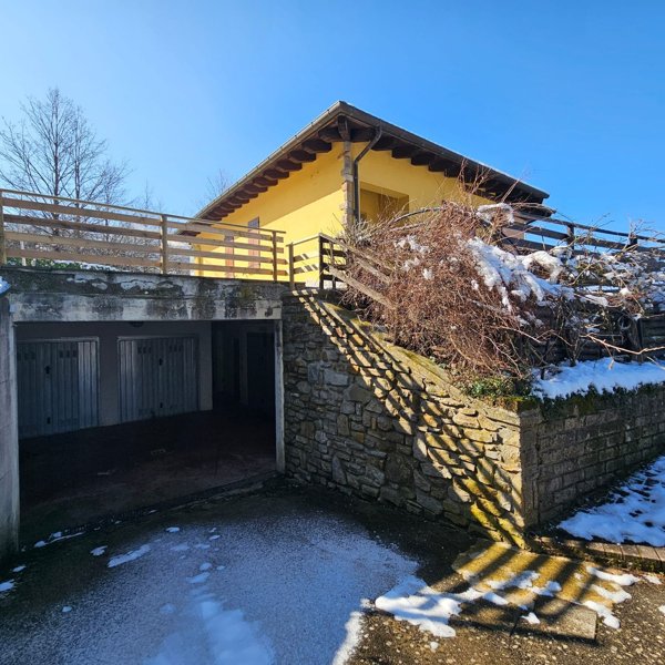casa indipendente in vendita a Monghidoro