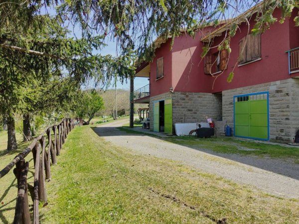 casa indipendente in vendita a Monghidoro