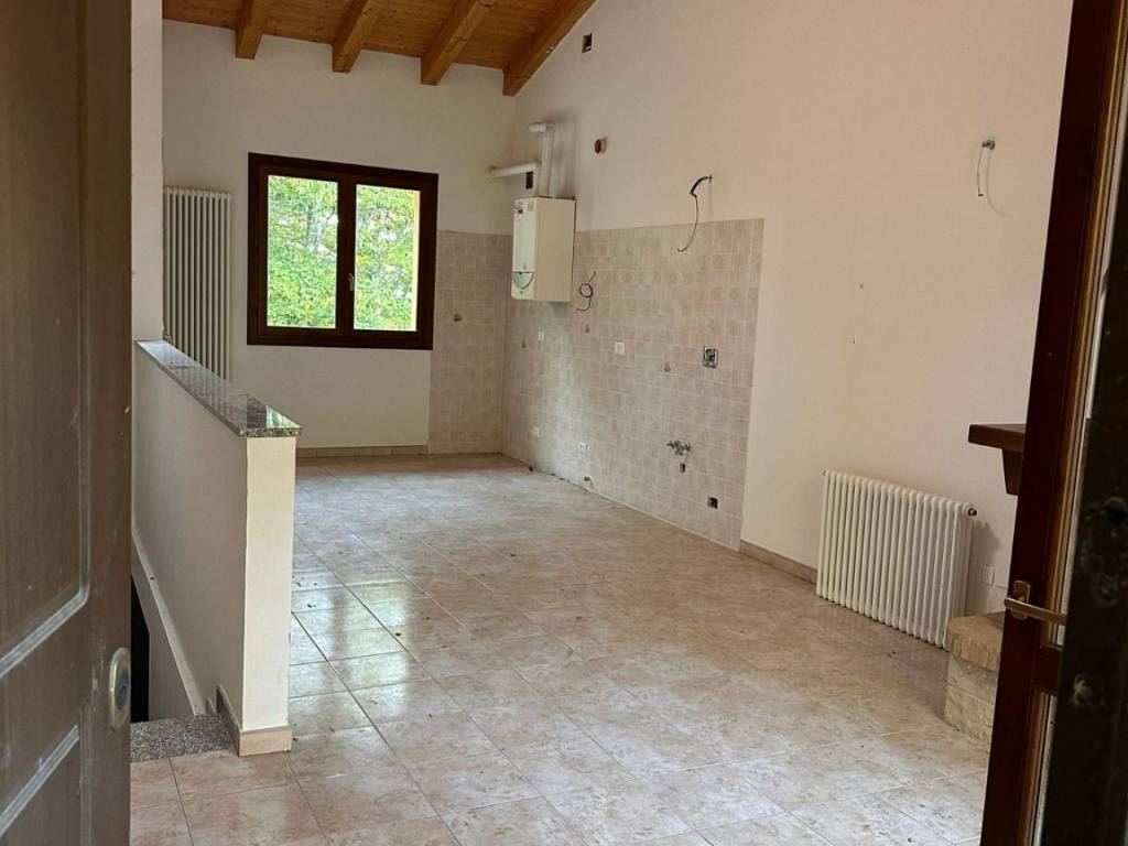 casa indipendente in vendita a Monghidoro